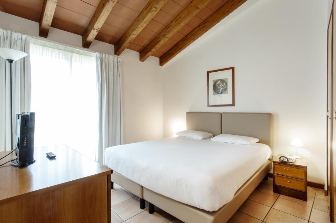 Residenza Le Cupole Aparthotel Parma Luaran gambar