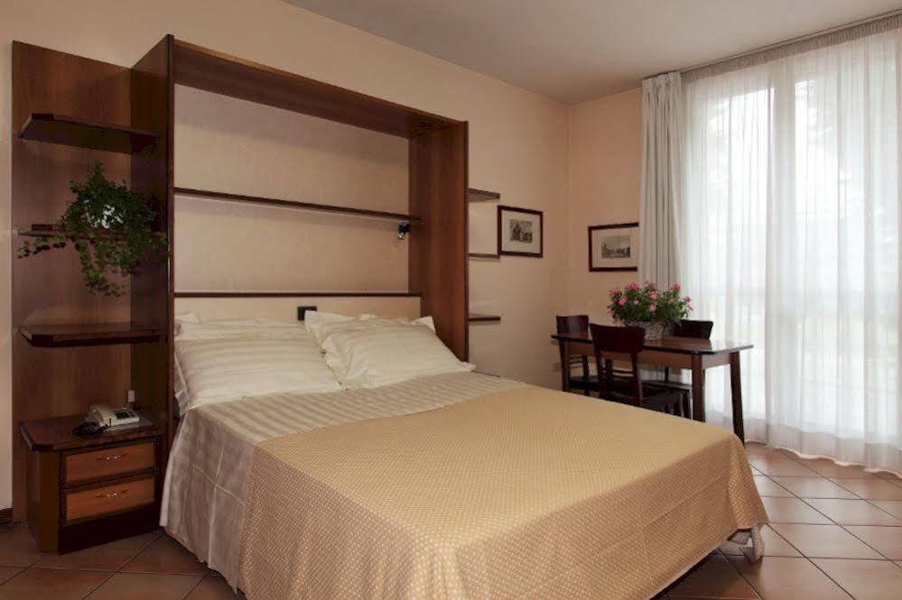 Residenza Le Cupole Aparthotel Parma Luaran gambar